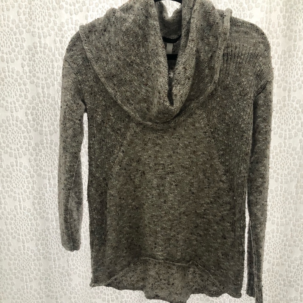 Kensie cowl neck multicolor beige sweater